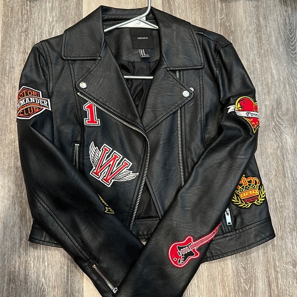 Leather jacket - Picture 1 of 1